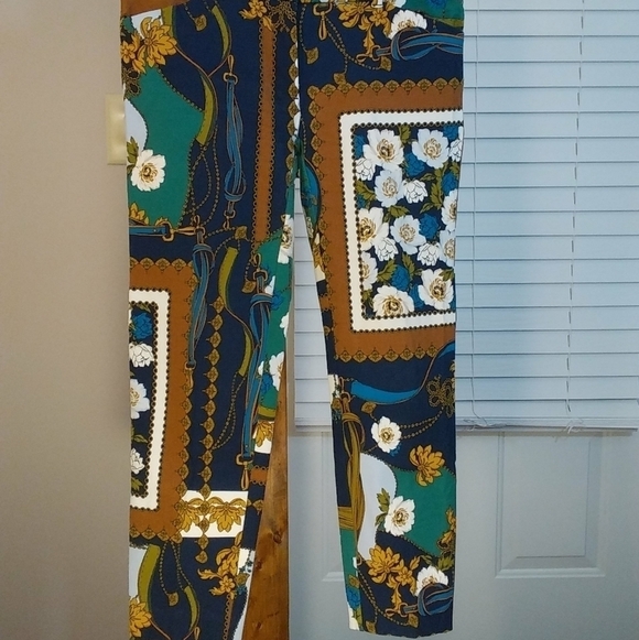 New York & Company Colorful Boho Black Green White Capri Crop Ankle Pants Size 0 - Picture 9 of 9